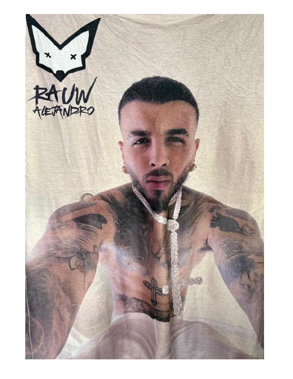Cobija de tejido suave Rauw Alejandro 2