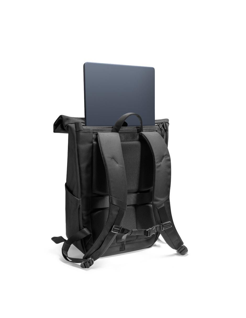 Mochila con portalaptop Navigator impermeable 6